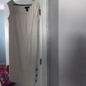 Nina Leonard XL off white sleeveless dress